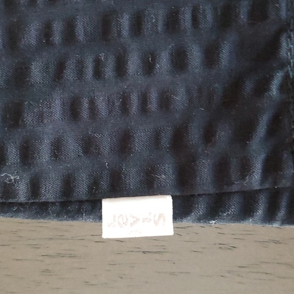 Levi's Blouse with Puff Sleeves, Black, XS NWTs - Picture 4 of 7